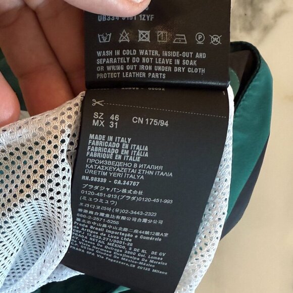 PRADA UB334 Men's Green Boxer Baiadera Striped Swim Suit Sz. 50 (34") & 46 (32") - Picture 14 of 16